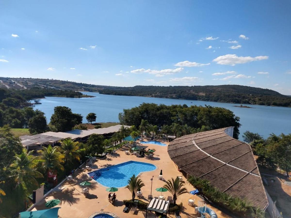 Enseada Nautico Apart Flat I Vista Para O Lago Corumba Caldas Novas Exterior photo